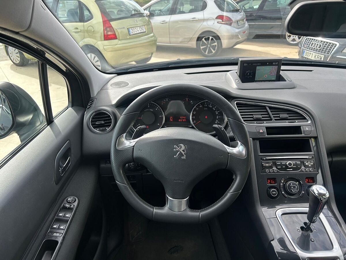 PEUGEOT 5008 STYLE 1.6 HDI AUTO SPANISH LHD IN SPAIN 118000 MILES 7 SEATS 2014